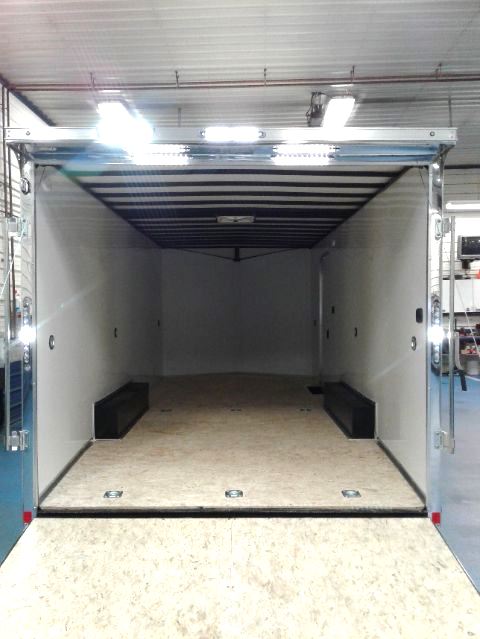 Haulin 8.5x20 Car Hauler - Interior