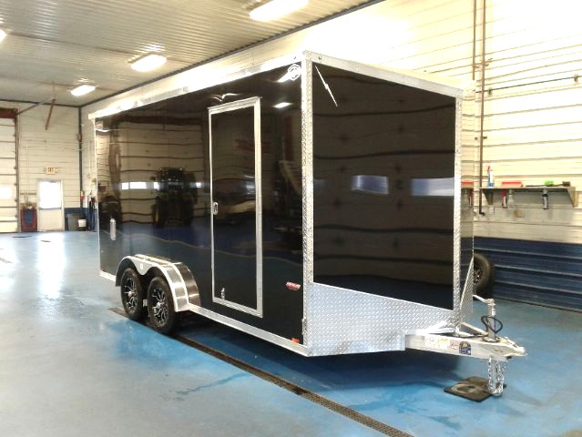 Lightning Aluminum 7.5x16 Slope V-Nose - Front