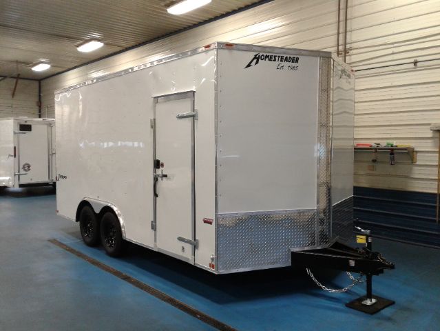 Homesteader Intrepid 8.5x16 Slope Nose White Front