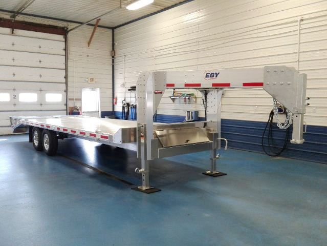 Metzler Trailer Eby Gooseneck Deckover 16K Front Metzler Trailer Eby Gooseneck Deckover 16K Front