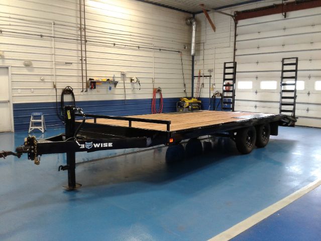 BWISE 20' Deckover - Stand Up Ramps - Front BWISE 20' Deckover - Stand Up Ramps - Front