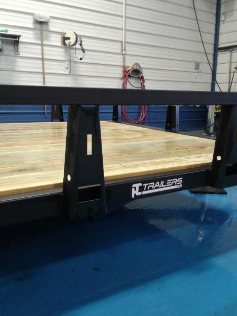 HTC716 Upright - Metzler Trailer HTC716 Upright - Metzler Trailer