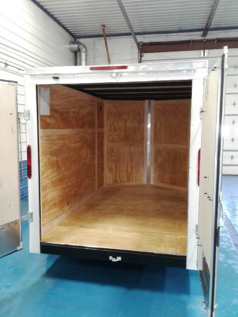 Homesteader 6x10 Enclosed Inside Homesteader 6x10 Enclosed Inside