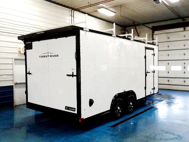 Haulin Contractor Trailer With Spoiler Rear