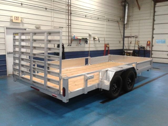 Metzler Trailer 82x16 Side Load ATV Trailer Rear