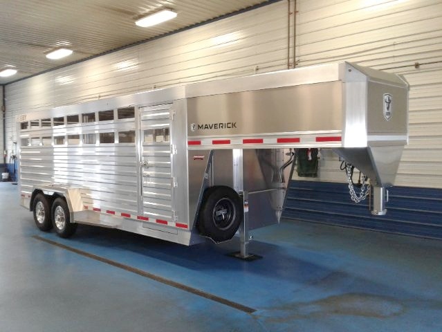 EBY Maverick Gooseneck Trailer Front - Metzler Trailer
